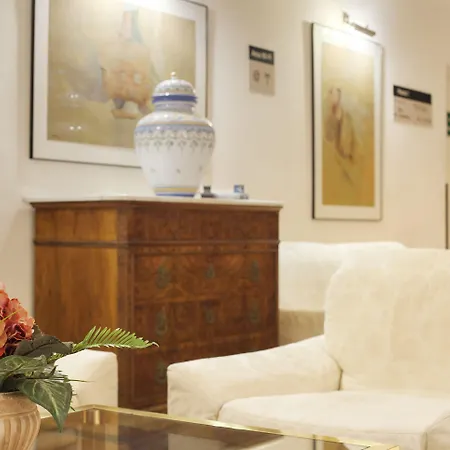 Atlantis By Atbcn מלון 3*