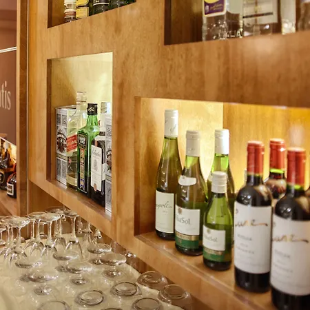 מלון Atlantis By Atbcn 3*