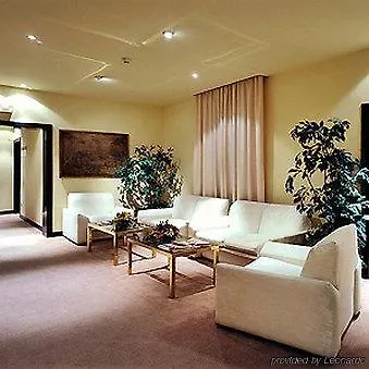 Atlantis By Atbcn Hotel 3*