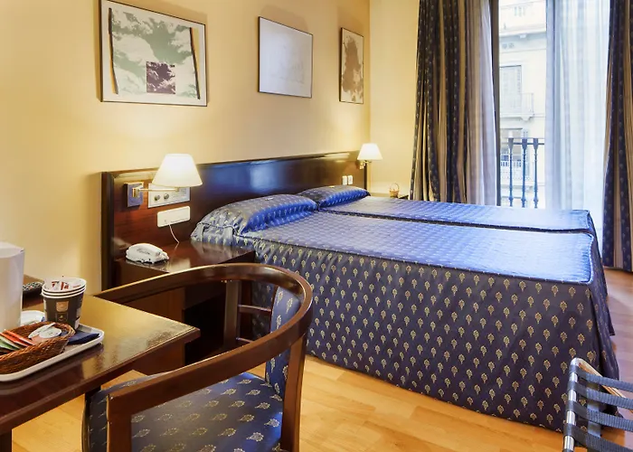 فندق Atlantis By Atbcn 3*