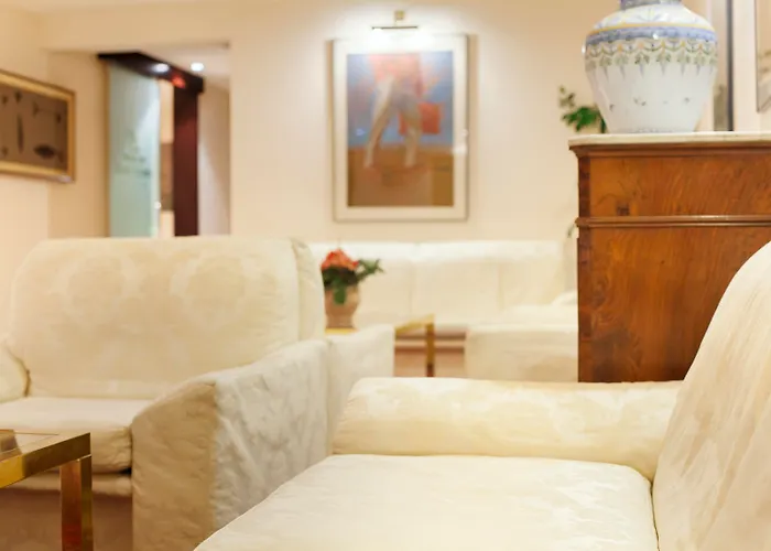 فندق Atlantis By Atbcn 3*