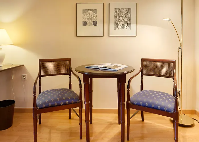 فندق Atlantis By Atbcn 3*