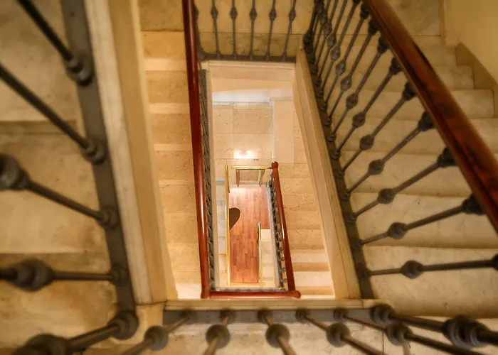 Atlantis By Atbcn فندق 3*