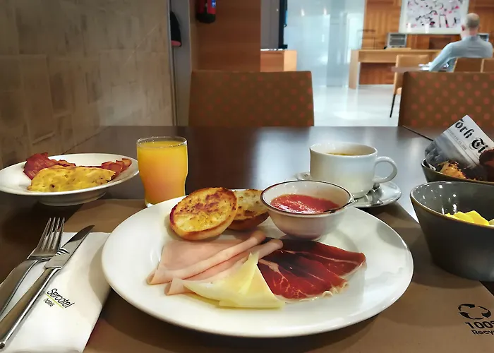 فندق Atlantis By Atbcn 3*